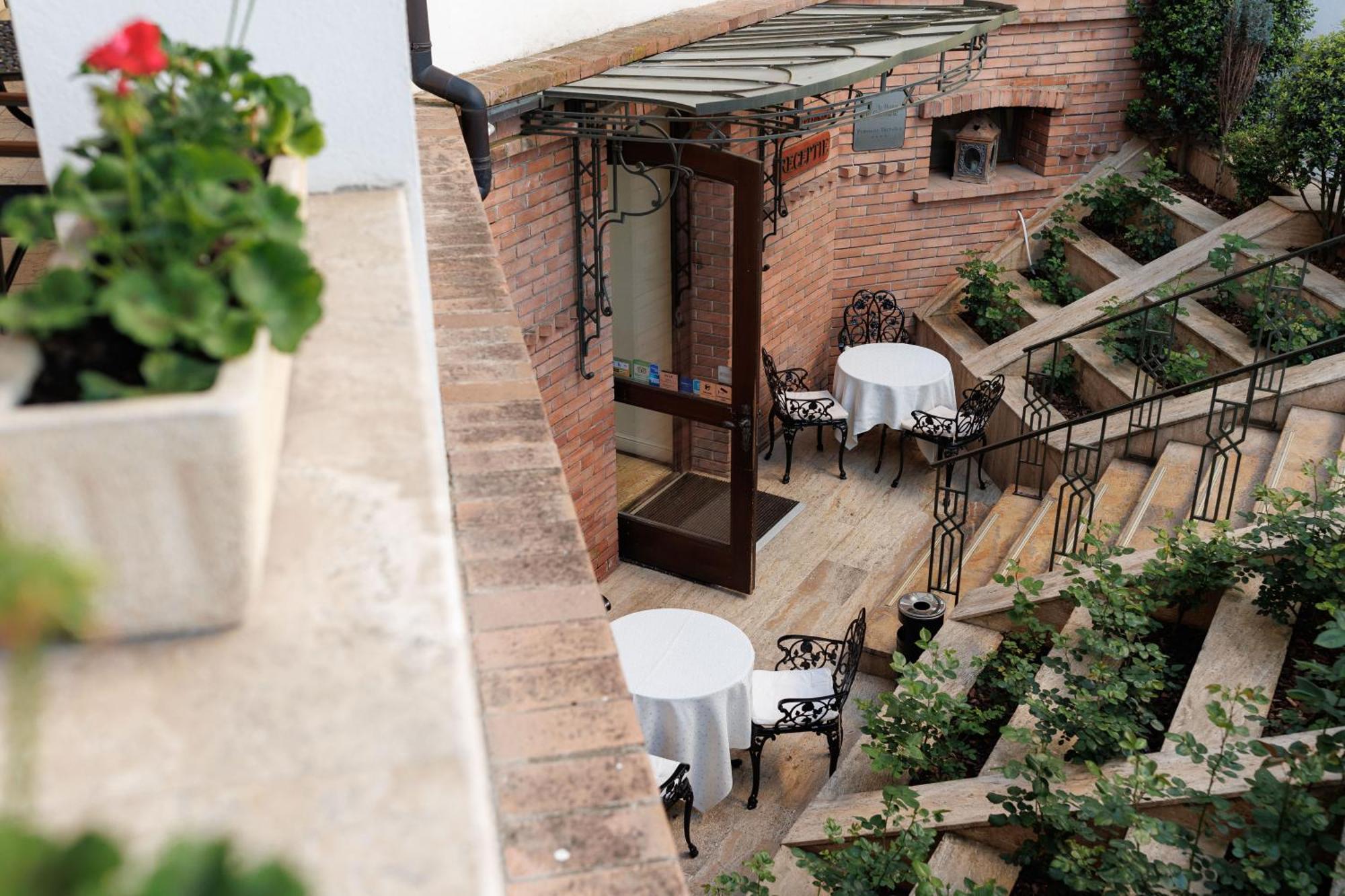 La Maison De Caroline Alba Iulia Ngoại thất bức ảnh
