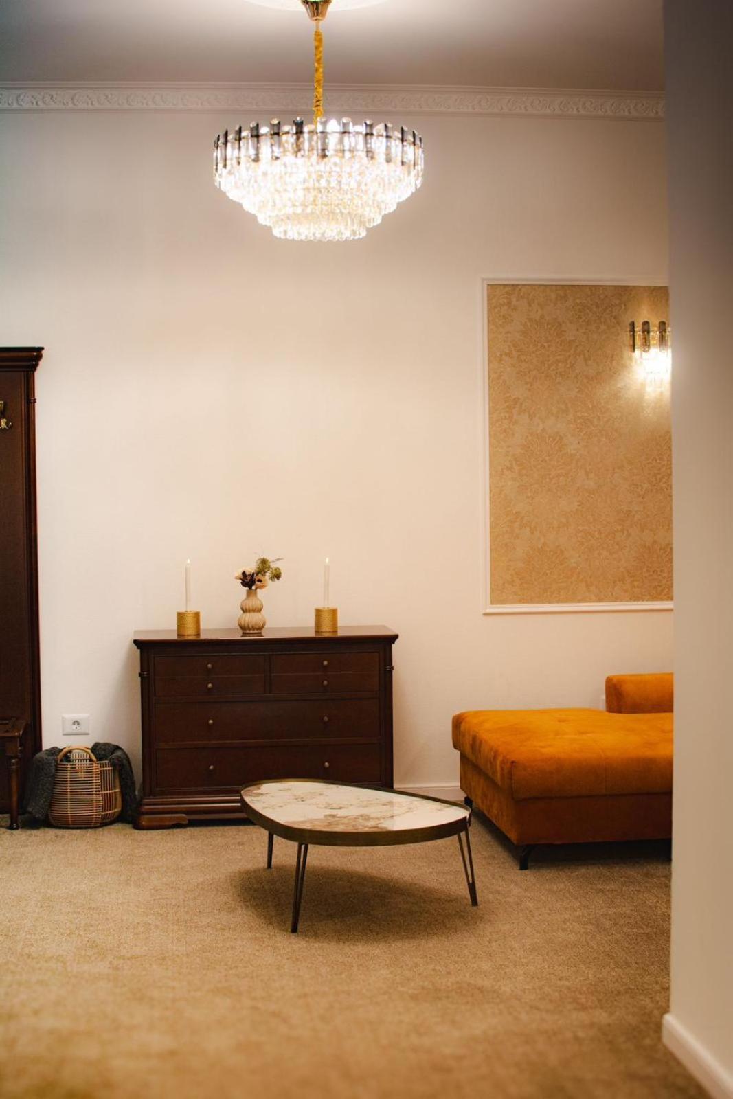 La Maison De Caroline Alba Iulia Ngoại thất bức ảnh